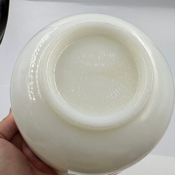Vintage Fire King Ware Milk Glass Mixing Bowl W Spout For Sunbeam 6.5" Made USA - Picture 9 of 10